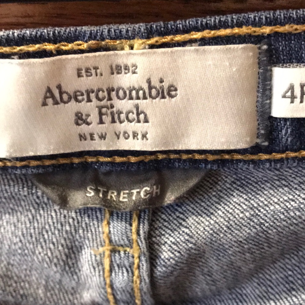 Abercrombie & Fitch Emma Jeans - Size 4 Reg - Picture 2 of 6